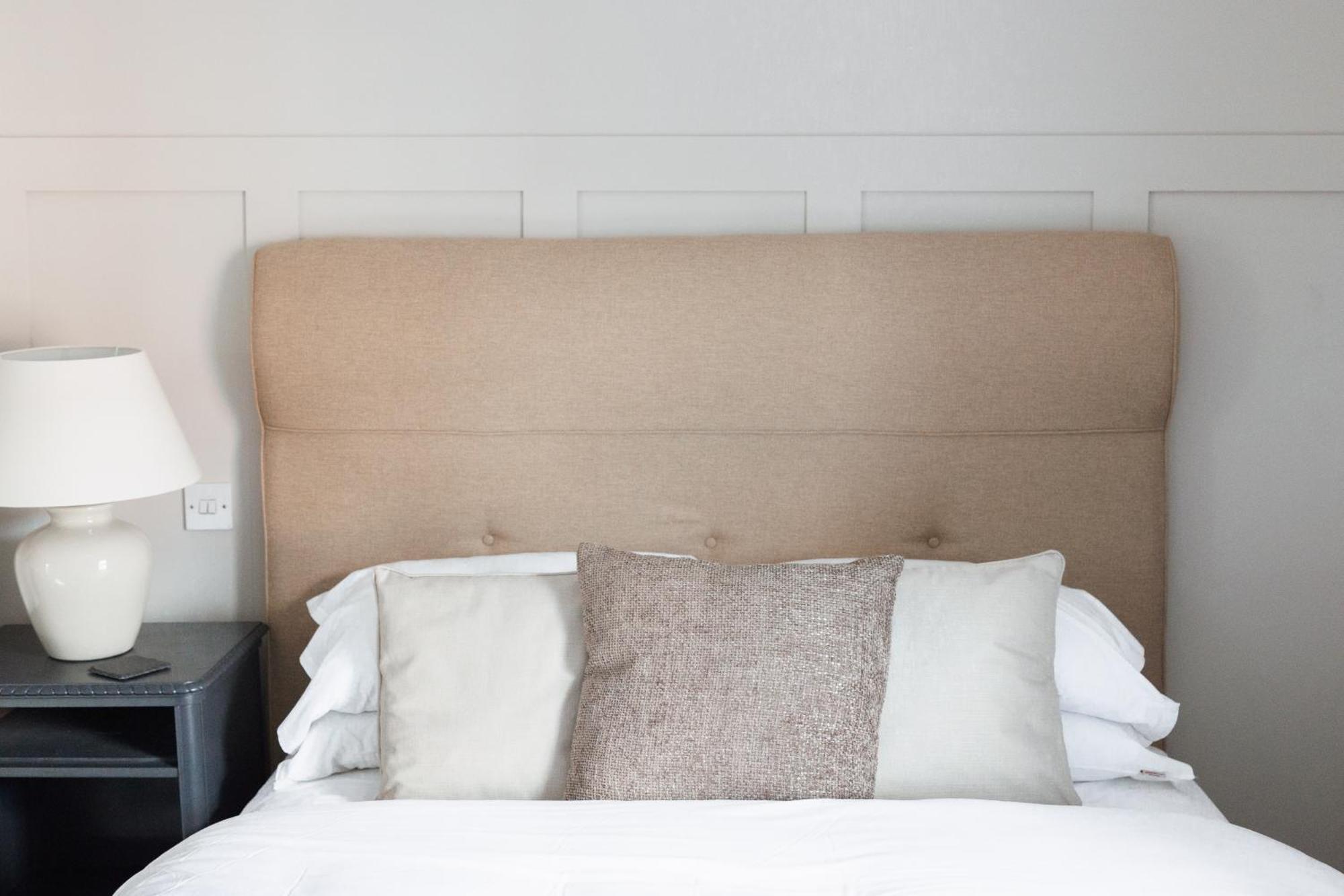 The Raven Hotel At Much Wenlock By Purestay Extérieur photo