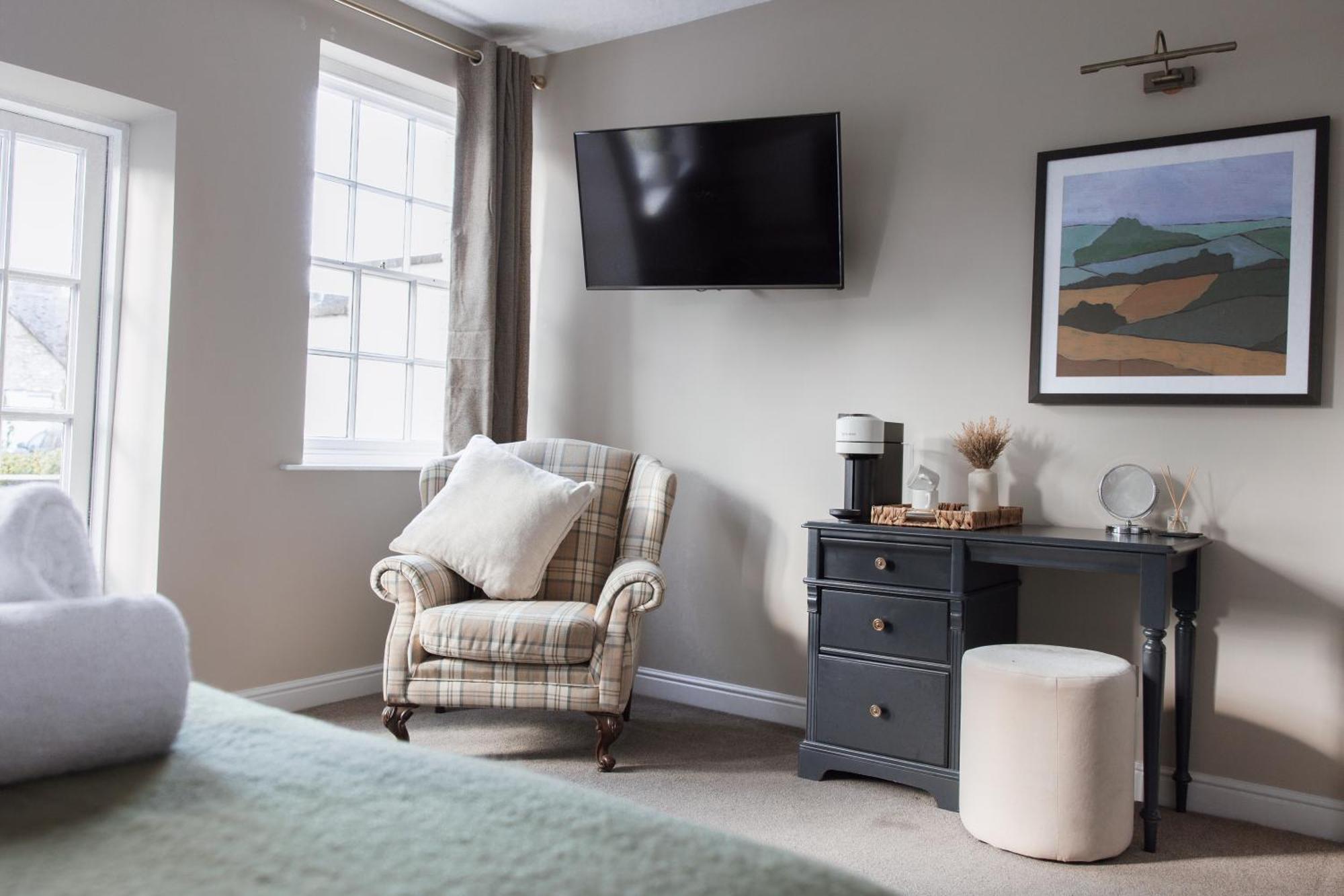The Raven Hotel At Much Wenlock By Purestay Extérieur photo