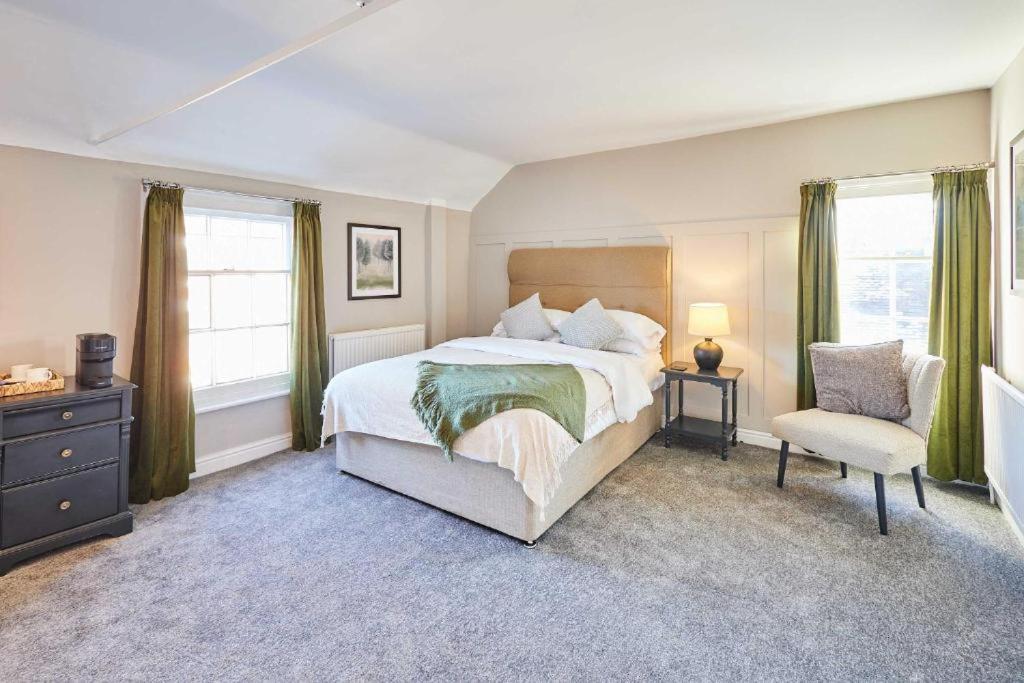 The Raven Hotel At Much Wenlock By Purestay Extérieur photo